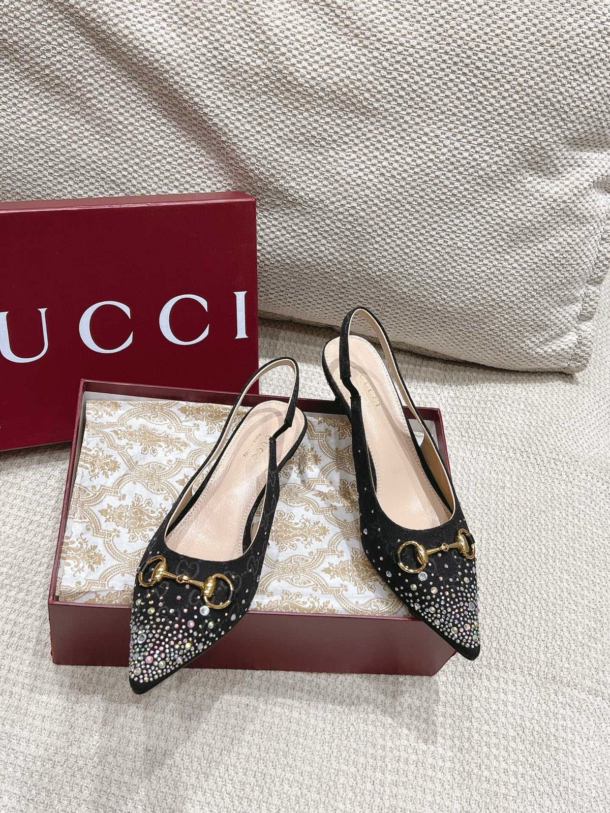 GUCCI Women’s Slingback Pump – Crystal Horsebit Elegance