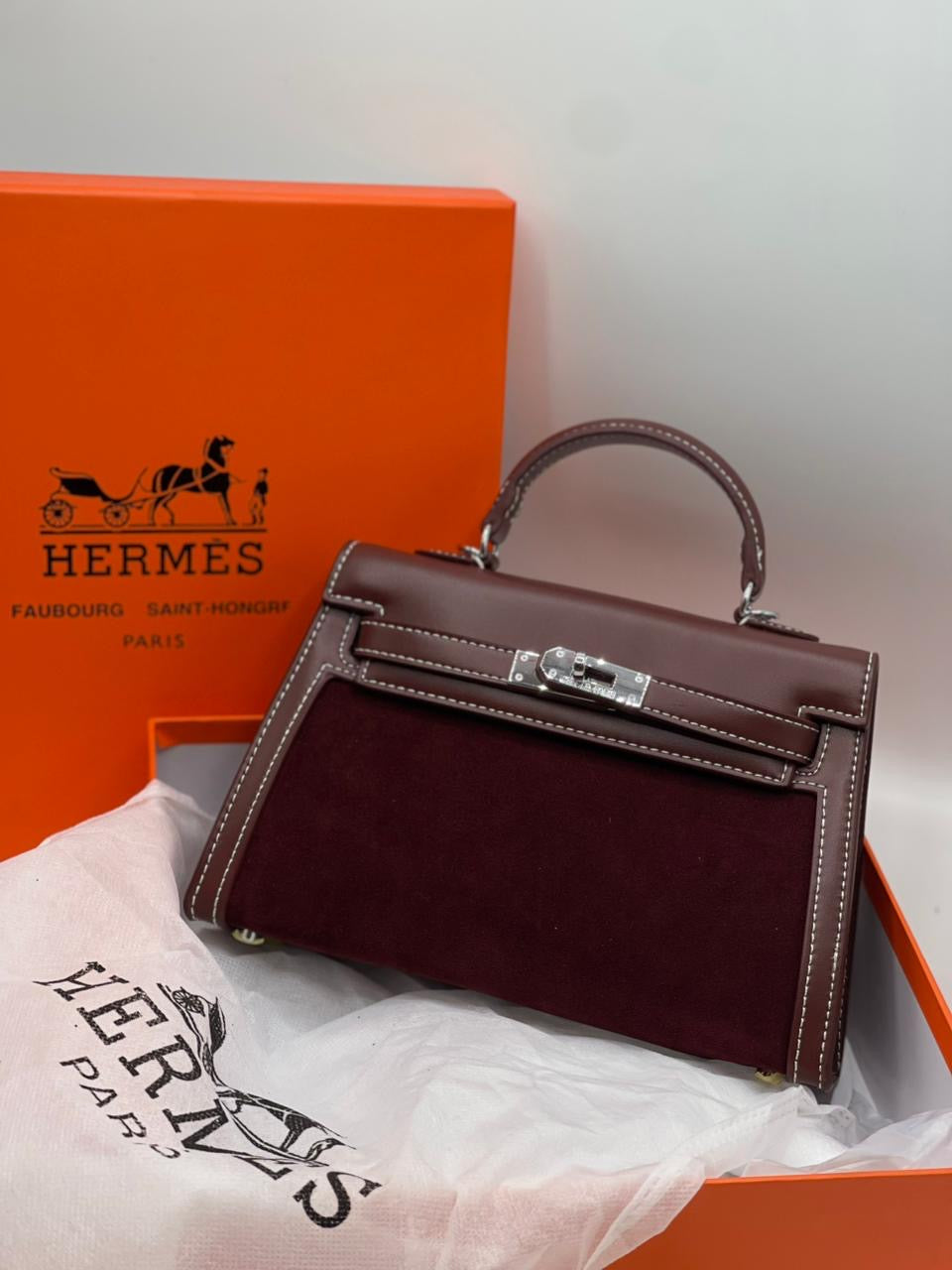 Hermès Mini Luxury Handbag – With Card, Dust Bag & Premium Box