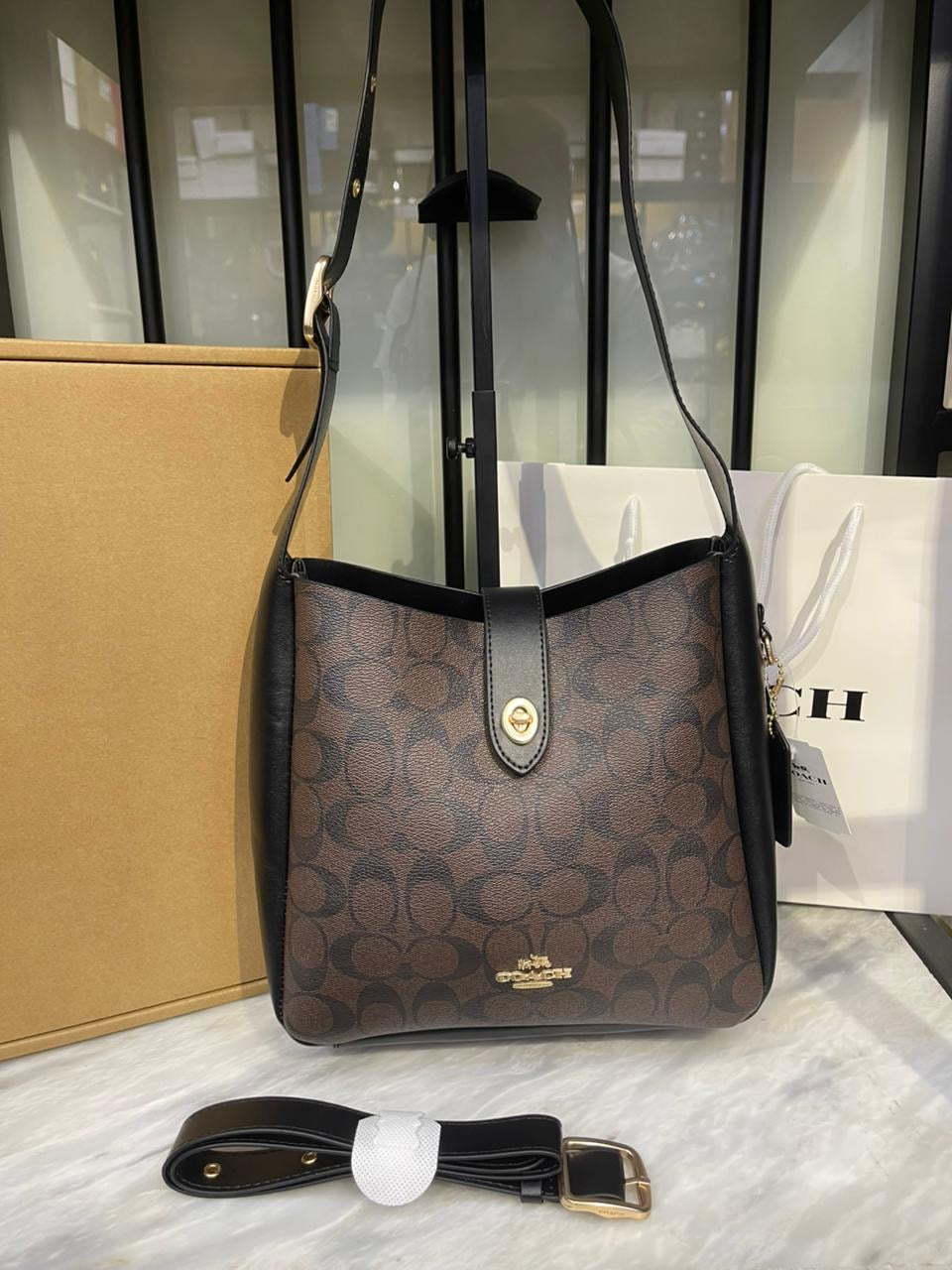 Coach Hadley Convertible Crossbody Bag – Compact Elegance