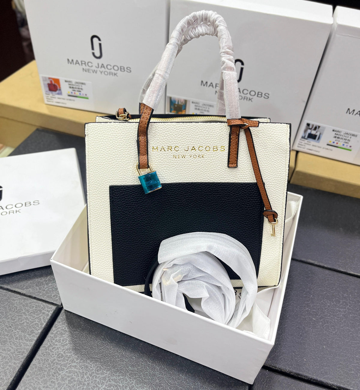 Marc Jacobs Mini Grind Leather Tote